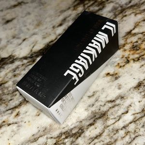 LAST ONE! IL MAKIAGE WOKE UP LIKE THIS
FLAWLESS BASE FOUNDATION 60